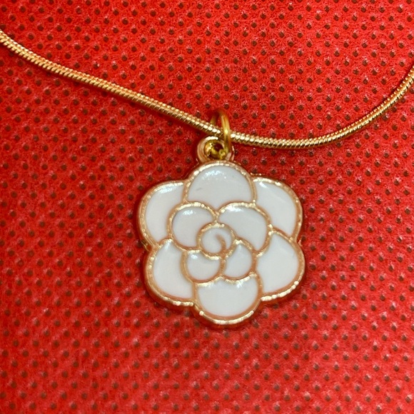 Pendant Enamel Charm Necklace - Picture 4 of 4